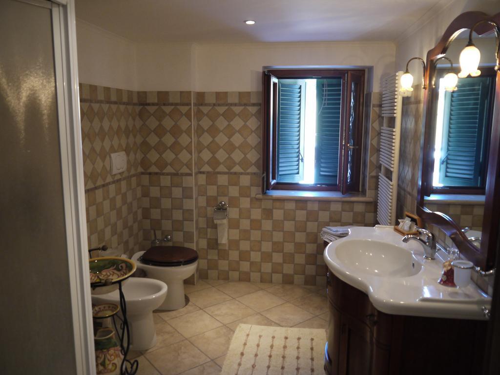 Alba Chiara Bed & Breakfast Anzio Ngoại thất bức ảnh